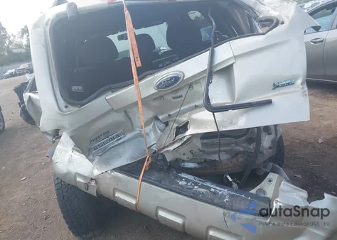 2010 Ford Escape Xlt z USA, uszkodzony, nr VIN 1FMCU9DG2AKC90563